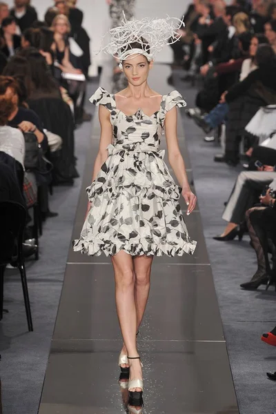 Look 54